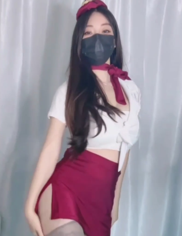抖音极品嫩妹-库里北-高价会议自慰裸舞福利 新(2V,805M)